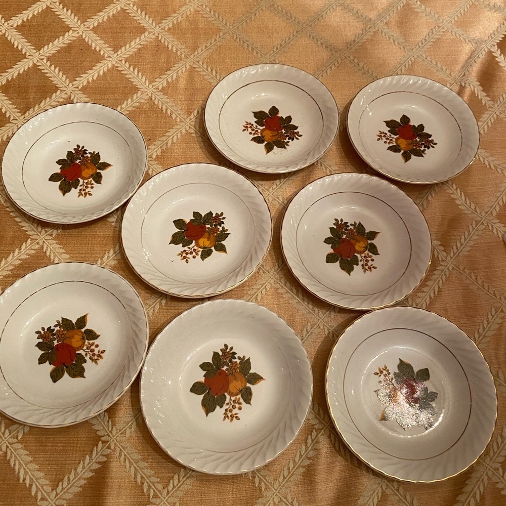 Wedgwood English Harvest Bowl set of 8